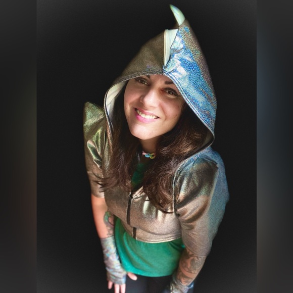 1/3 Coquetry Clothing Cropped Holographic Jackets in Size L/XL Each $85 - Picture 1 of 17